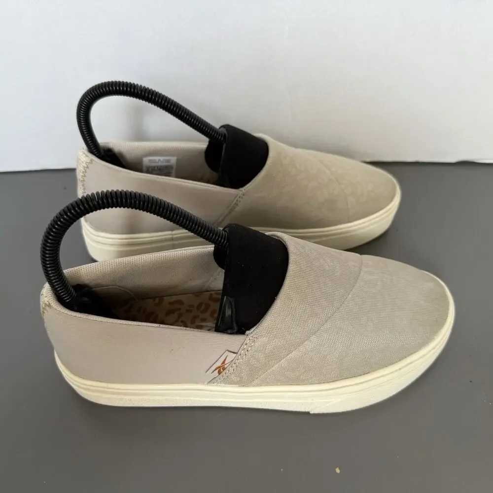Reebok Women’s Slip On Sneaker Ghost Cheetah Print Tan U.S. 6 UK 3.5‎ EU 36